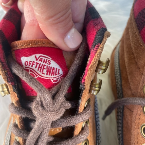 Sk8-Hi MTE Boot - size 5 - Picture 2 of 9